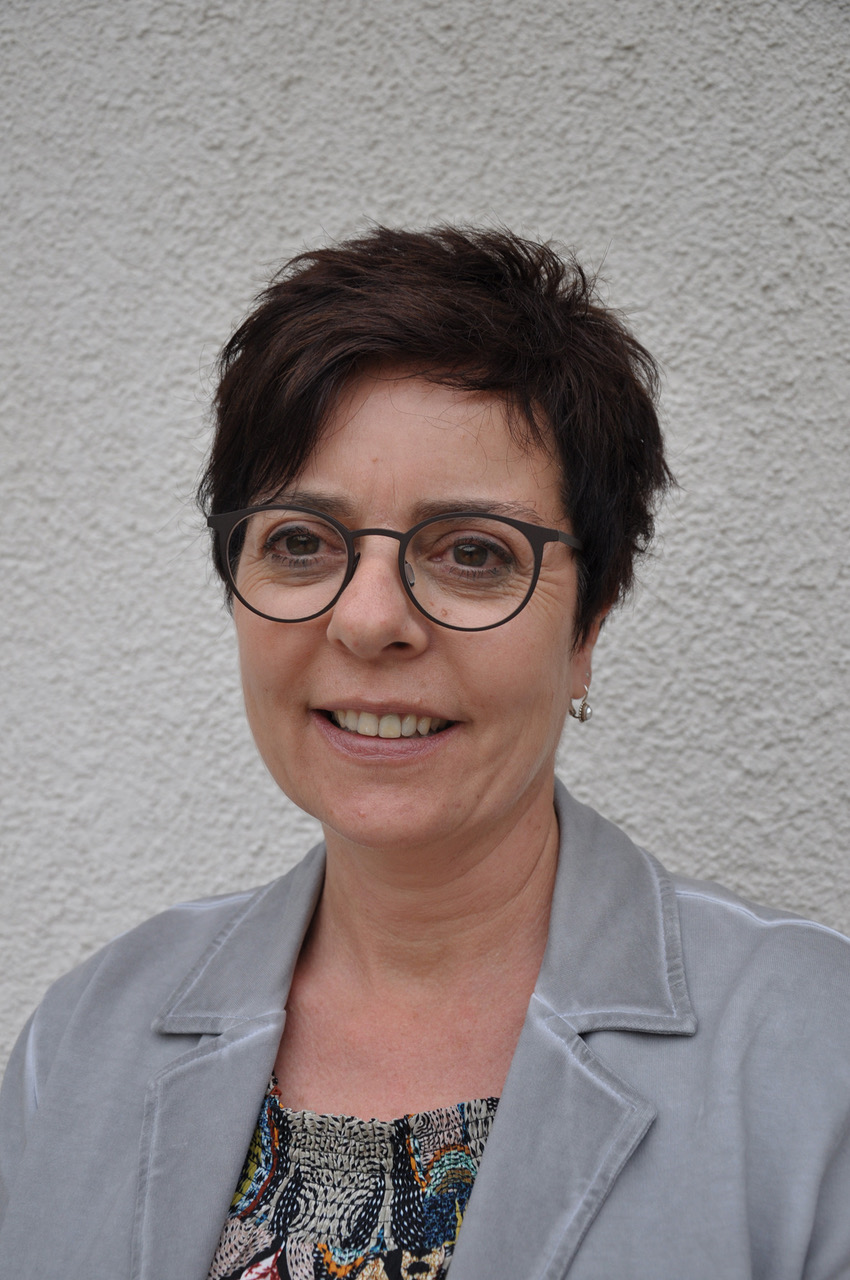 Jacqueline Falk